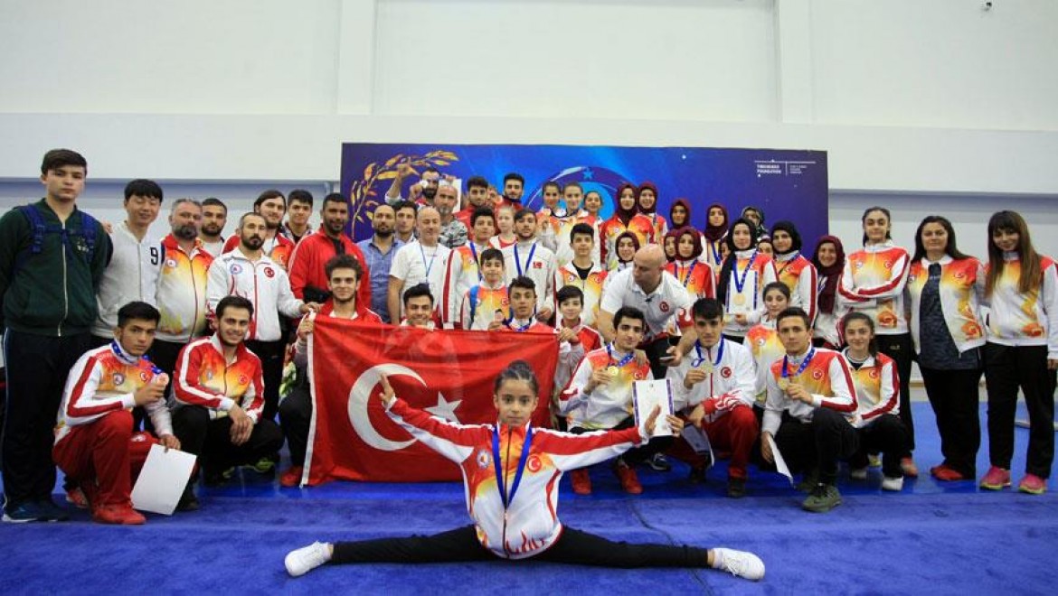Milli Sporculardan Wushu Şampiyonası'nda 7 Altın 8 Gümüş 10 Bronz Madalya