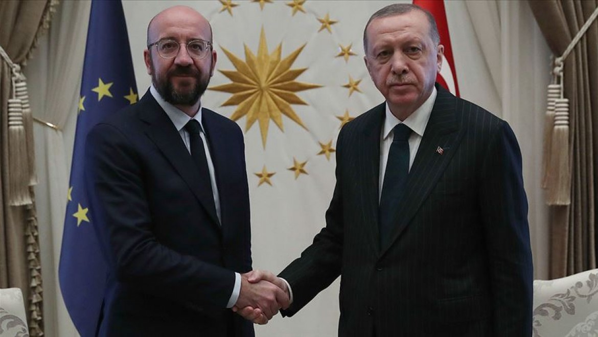 Erdoğan ve Avrupa Konseyi Başkanı Michel koronavirüsle mücadeleyi görüştü