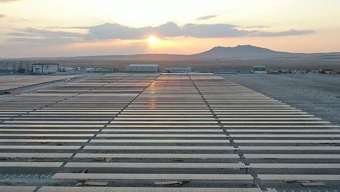 Güneş gelecek 5 yılda Türkiye'nin en ucuz enerji kaynağı olacak