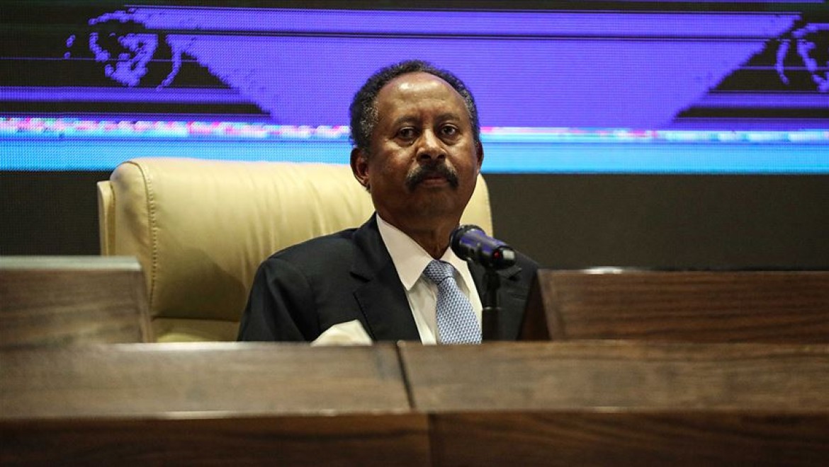 Sudan Başbakanı Hamduk uluslararası toplumdan sözlerini tutmasını istedi