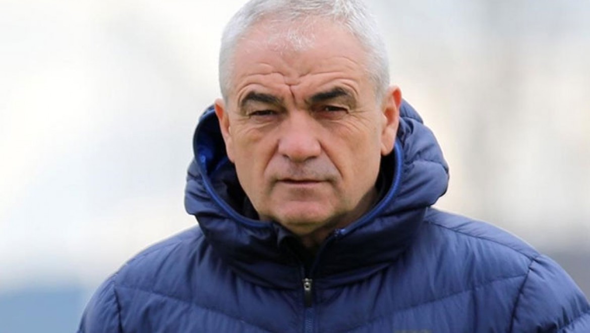 Demir Grup Sivasspor Teknik Direktörü Çalımbay, kulüple yollarını ayırma kararı aldı
