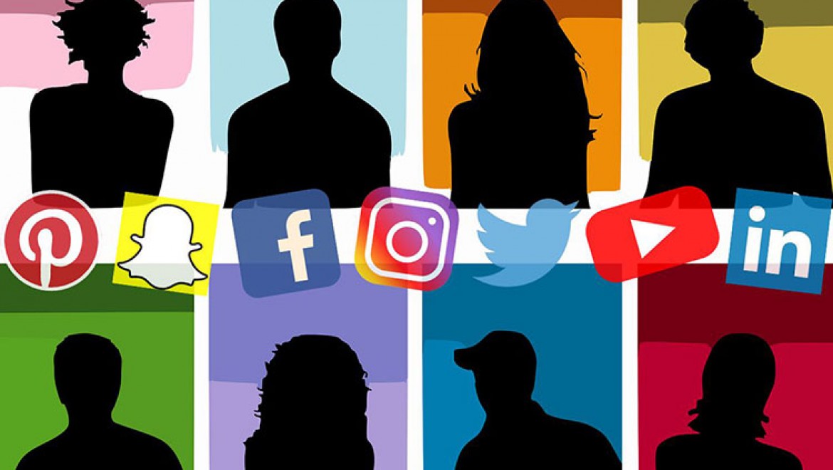 2020'de Sosyal hayatımız, 2021'de sosyal medya hayatımız kısıtlanıyor