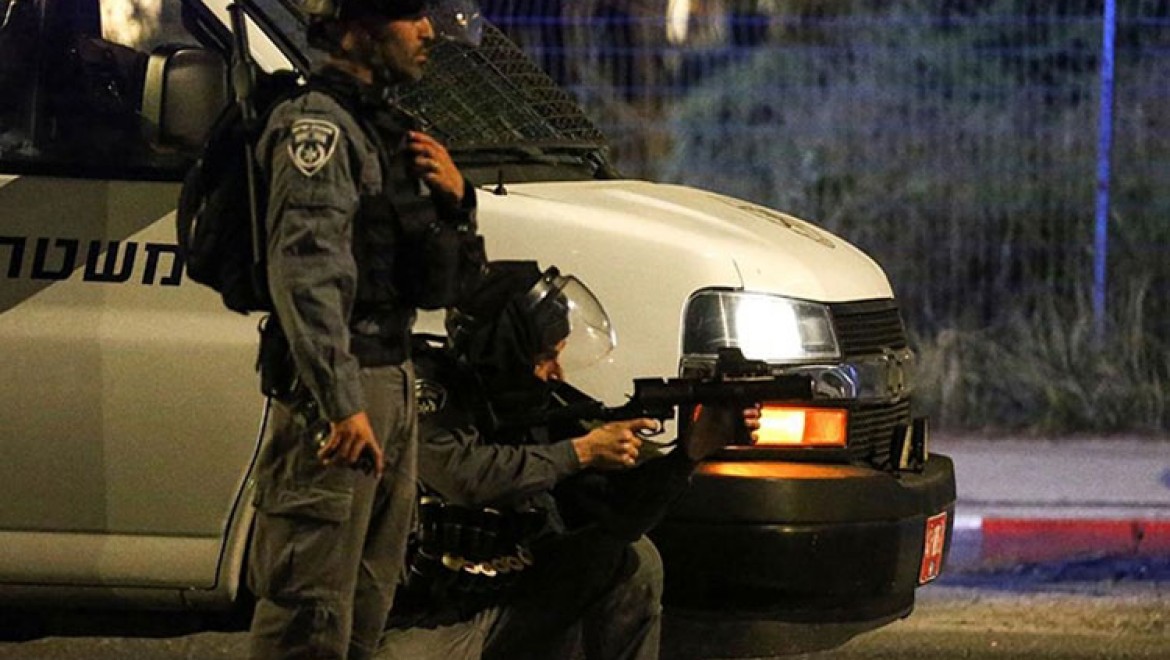 İsrail polisi, Kudüs'teki Şeyh Cerrah Mahallesi'nde 10 Filistinliyi yaraladı