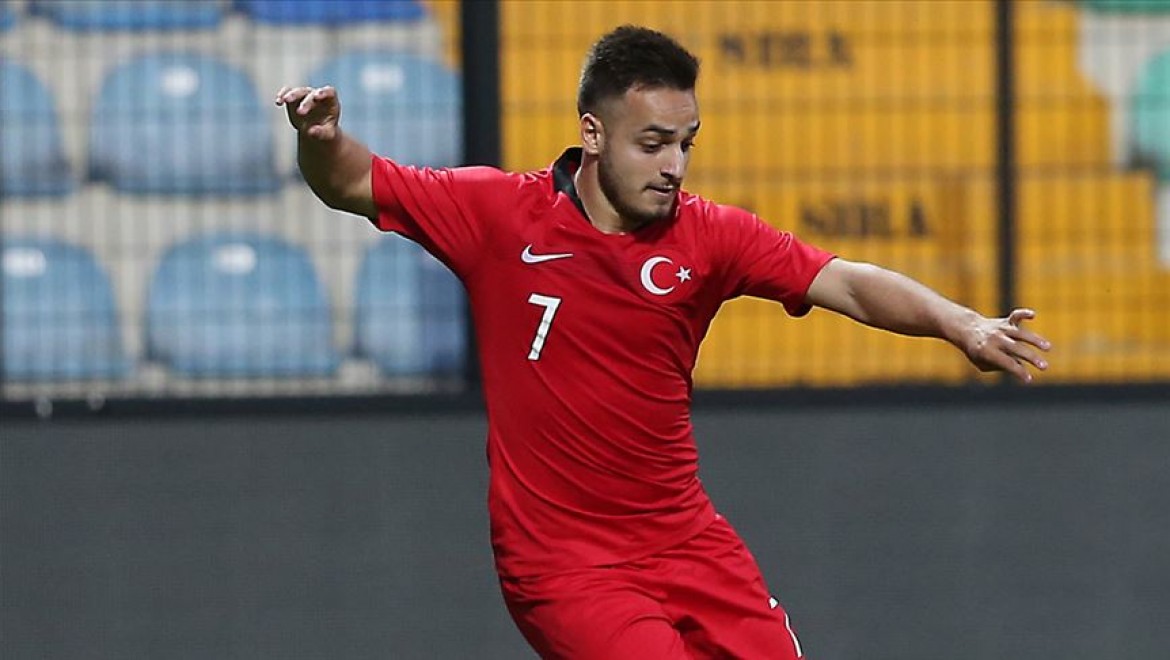 Trabzonspor Yusuf Sarı ile görüşmelere başlandığını KAP'a bildirdi