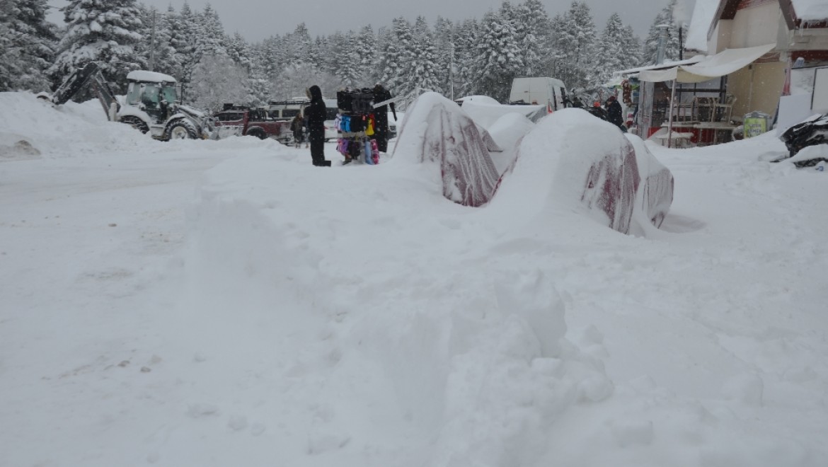 Uludağ'da Kar Kalınlığı 75 Santimetreye Yükseldi