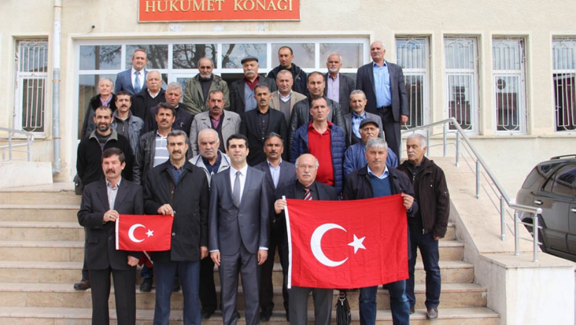 Tunceli'de Muhtarlar Maaşını Mehmetçik'e Bağışladı