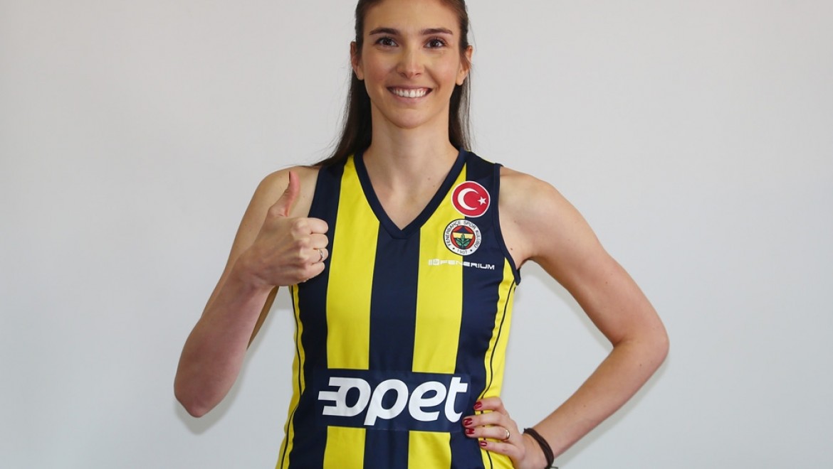 Fenerbahçe Opet 4 transferi birden açıkladı