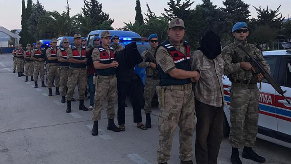9 Terörist Türkiye'ye Getirildi