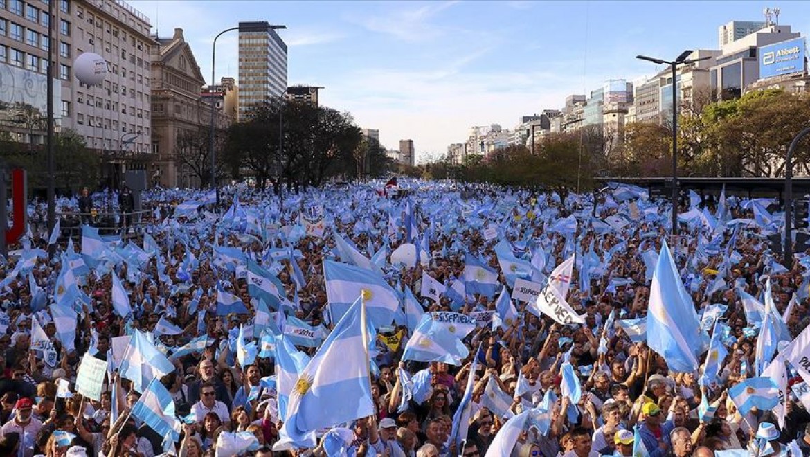 Arjantin'de 'Milyonun yürüyüşü' etkinliği düzenlendi