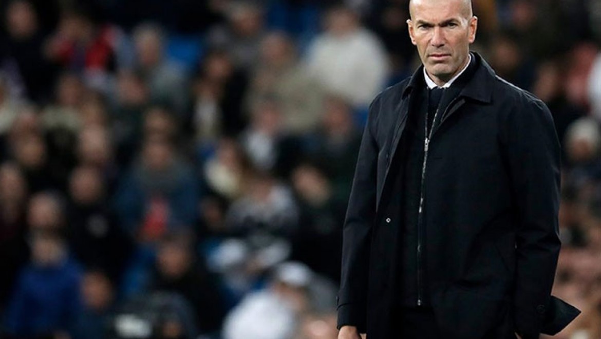 Real Madrid Teknik Direktörü Zidane'ın Kovid-19 testi pozitif çıktı