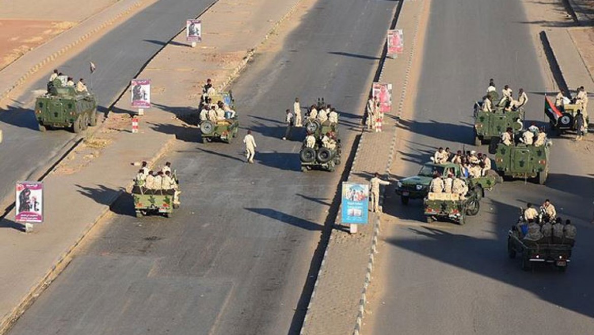 Sudan'da 'isyan' bastırıldı, 43 istihbaratçı gözaltına alındı