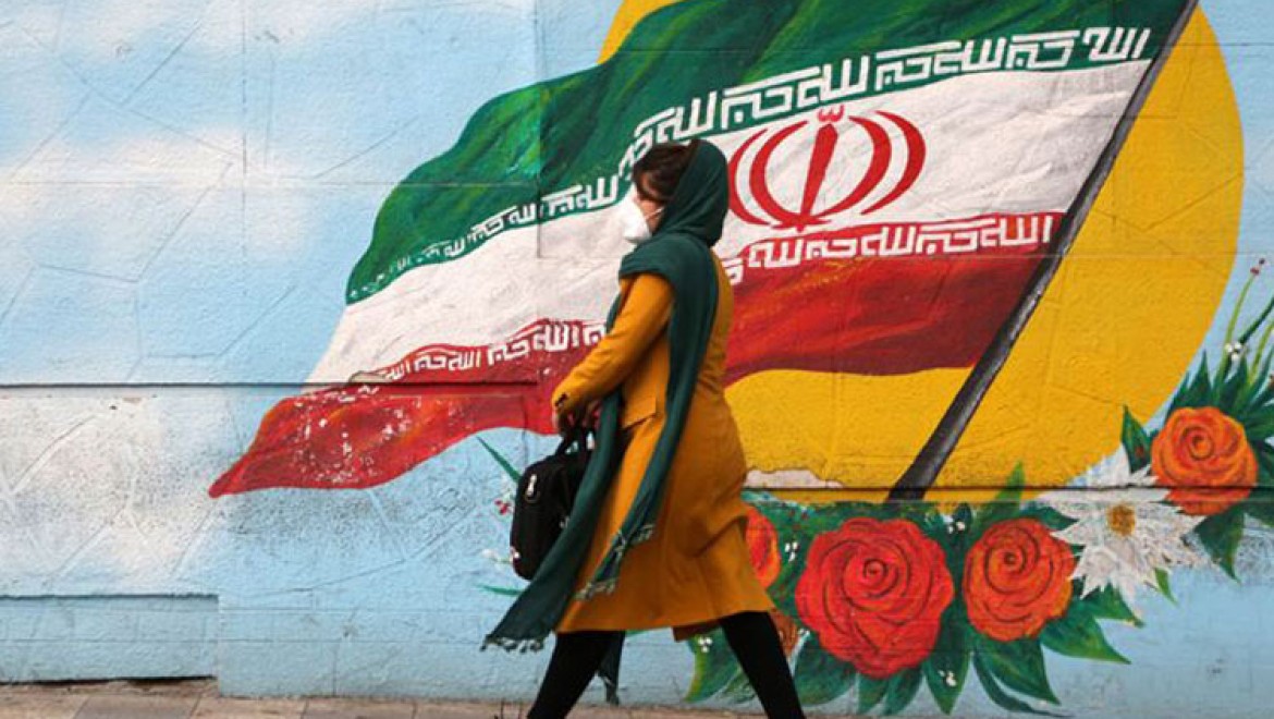 İran Cumhurbaşkanı Ruhani Kovid-19 nedeniyle 43 şehirde sıkı kısıtlamalar getirilmesi talimatı verdi