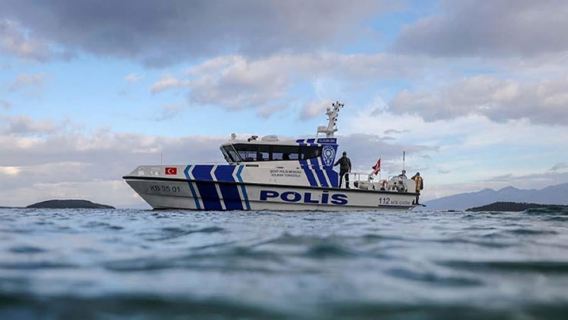 Türk polisinin deniz aracı yabancı polislerin ilgisini çekiyor