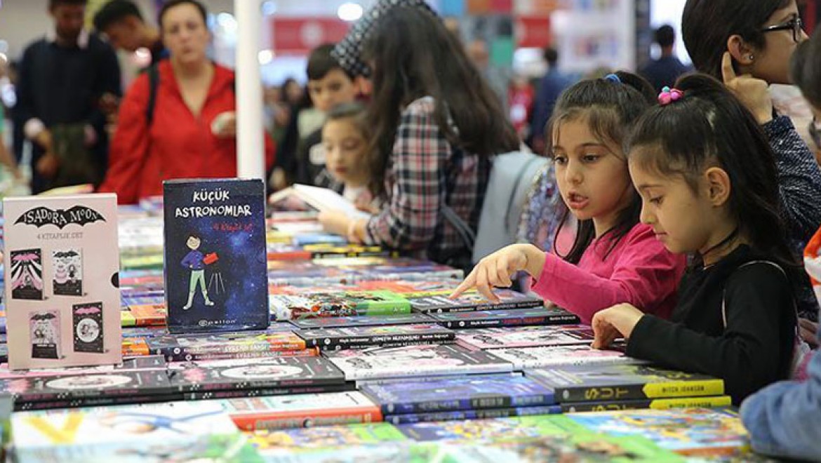 Çocuk Ve Gençlik Kitaplarına İlgi Arttı