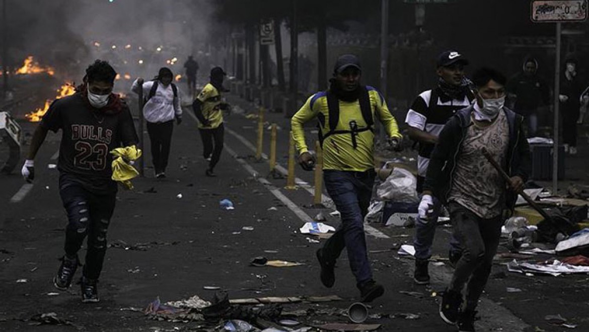 Ekvador'da sokağa çıkma yasağına rağmen protestolar sürüyor