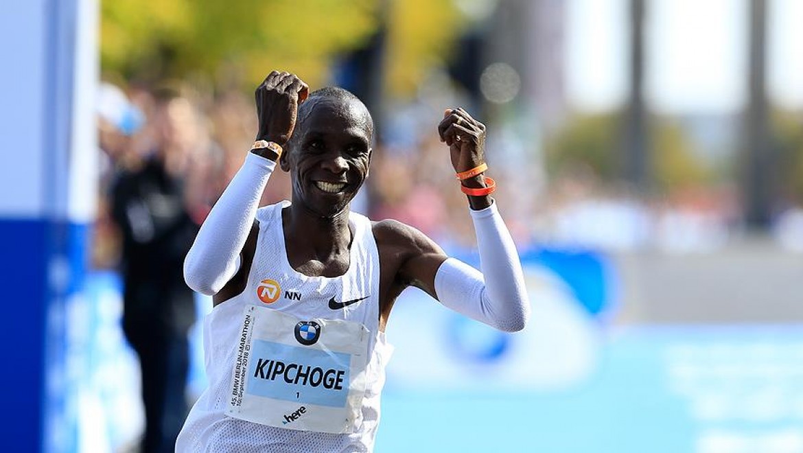 Berlin Maratonu'nda Kenyalı Atletten Dünya Rekoru