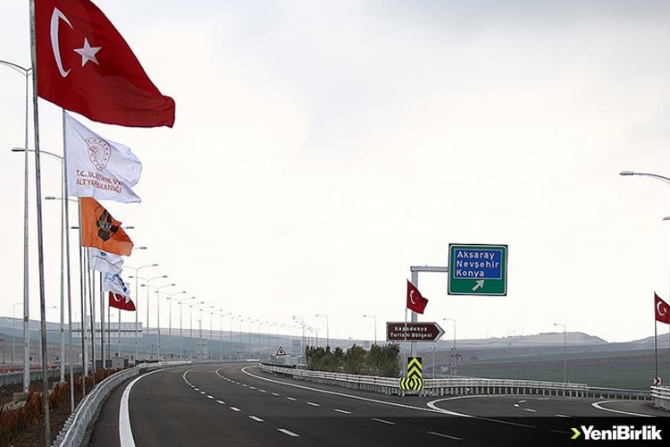 Ankara-Niğde Otoyolu'nu yaklaşık 9 milyon aracın kullandı