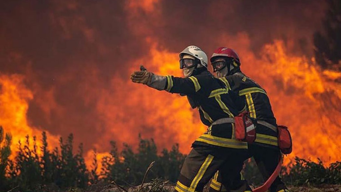 Fransa'da binlerce hektarlık yeşil alanın yandığı Gironde'de yeni bir yangın başladı