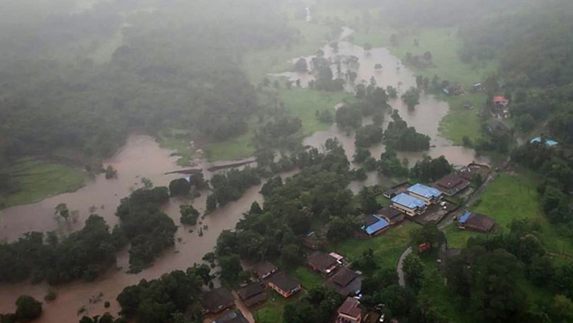 Hindistan'daki sel ve heyelanlarda hayatını kaybedenlerin sayısı 136'ya yükseldi