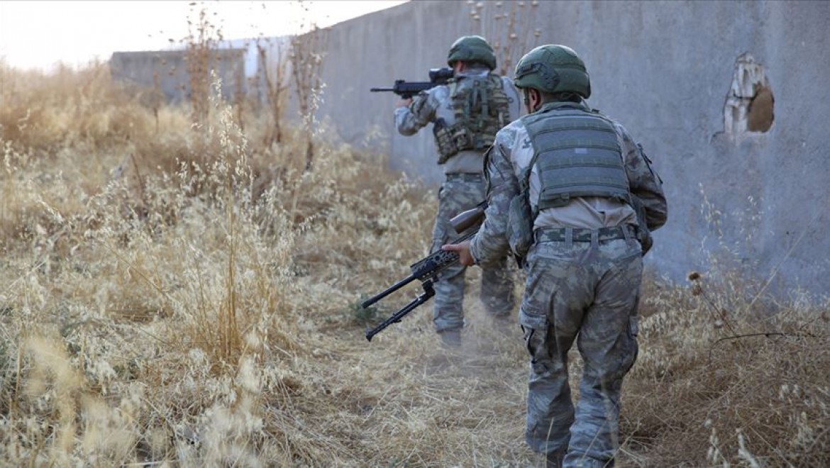 Zeytin Dalı bölgesinde 5 PKK/YPG'li terörist gözaltına alındı