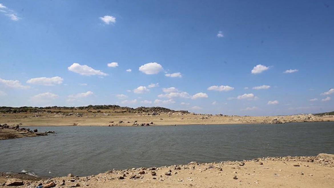 Kırklareli'nde Kayalıköy Barajı'nın su seviyesi yüzde 20 seviyesine düştü