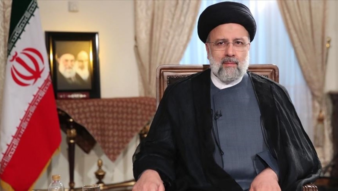 İran Cumhurbaşkanı Reisi: Komşu ülkelerle ilişkilerin güçlendirilmesi İran'ın temel önceliklerindendir