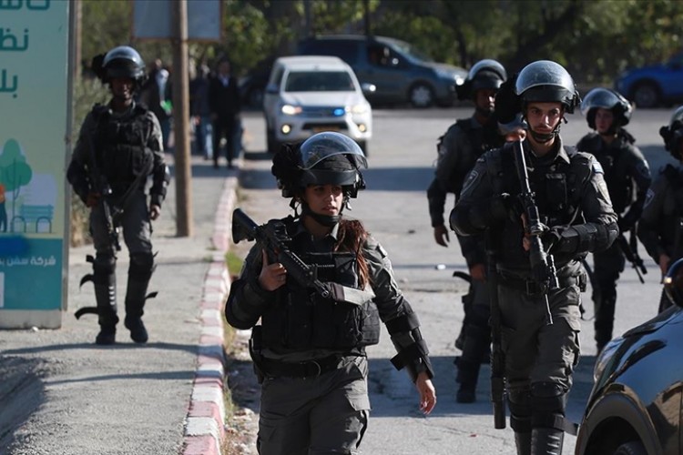 İsrail güçleri Batı Şeria'daki gösterilerde 8 Filistinliyi yaraladı