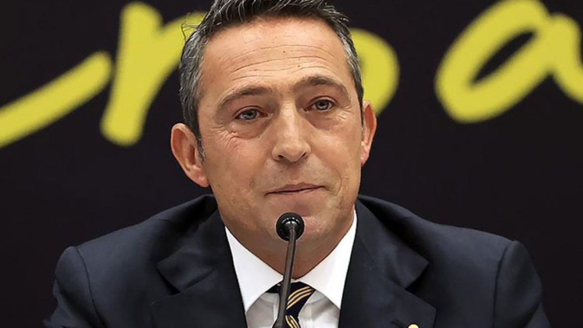 Fenerbahçe Kulübü Başkanı Ali Koç, kadın voleybol takımıyla sezonu değerlendirdi