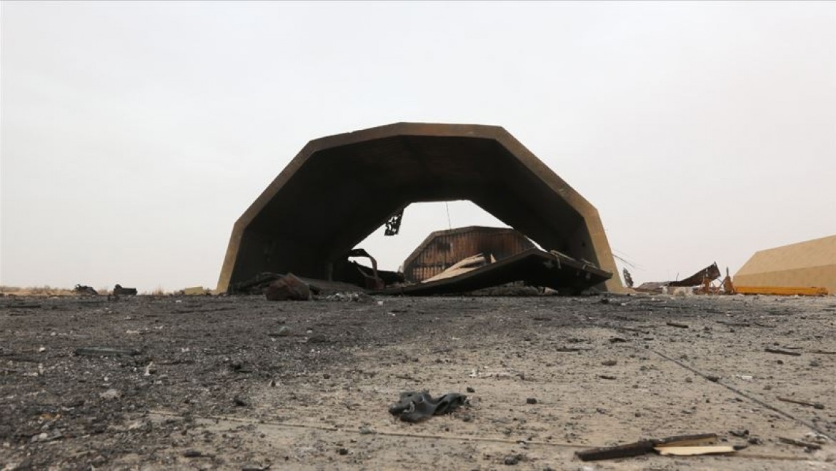 Libya Ordusu'ndan Hafter milislerine giden 2 yakıt tankerine hava harekatı
