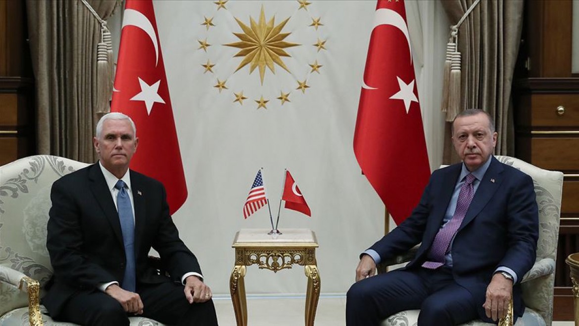 Cumhurbaşkanı Erdoğan ABD Başkan Yardımcısı Pence'i kabul etti