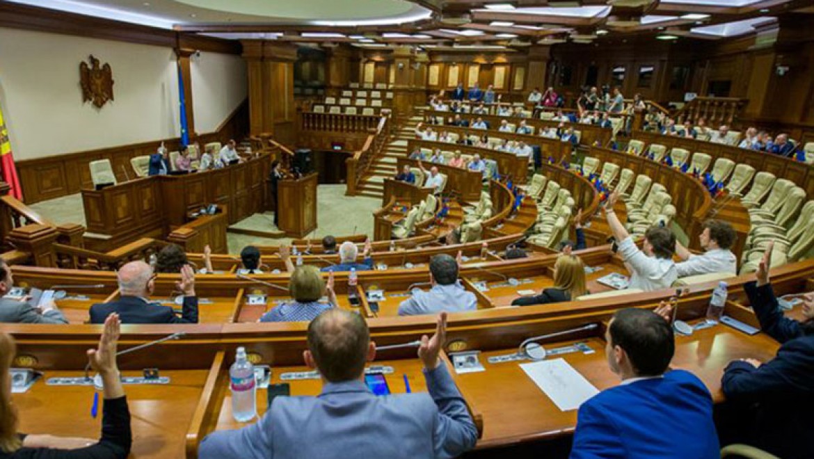 Moldova'da anayasa krizi