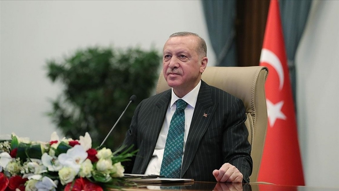 Cumhurbaşkanı Erdoğan, telefonla Hollanda'daki UDB yöneticilerine seslendi