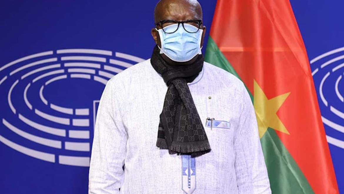 Burkina Faso Cumhurbaşkanı Kabore istifa etti