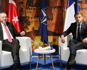 Cumhurbaşkanı Erdoğan'ın Fransa Cumhurbaşkanı Macron ile bir araya geldi