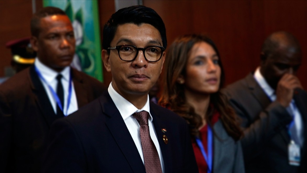Madagaskar'da Cumhurbaşkanı Rajoelina'yı hedef alan suikast girişimde darbe şüphesi