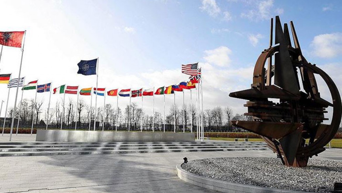 NATO 71'inci yaşına Kovid-19 kriziyle giriyor