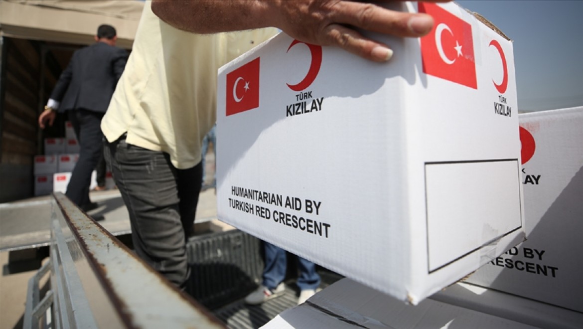 Kızılay, Türkiye'ye sığınan geçici koruma altındakilere desteğini sürdürüyor
