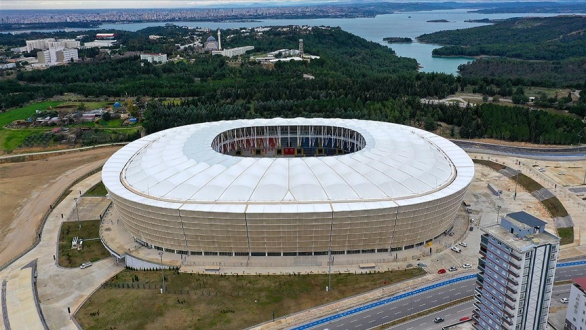 Adana 33 bin kişilik yeni stadına kavuşuyor