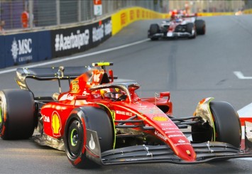 F1 Büyük Britanya Grand Prix'sinde 'pole' pozisyonu Carlos Sainz'ın