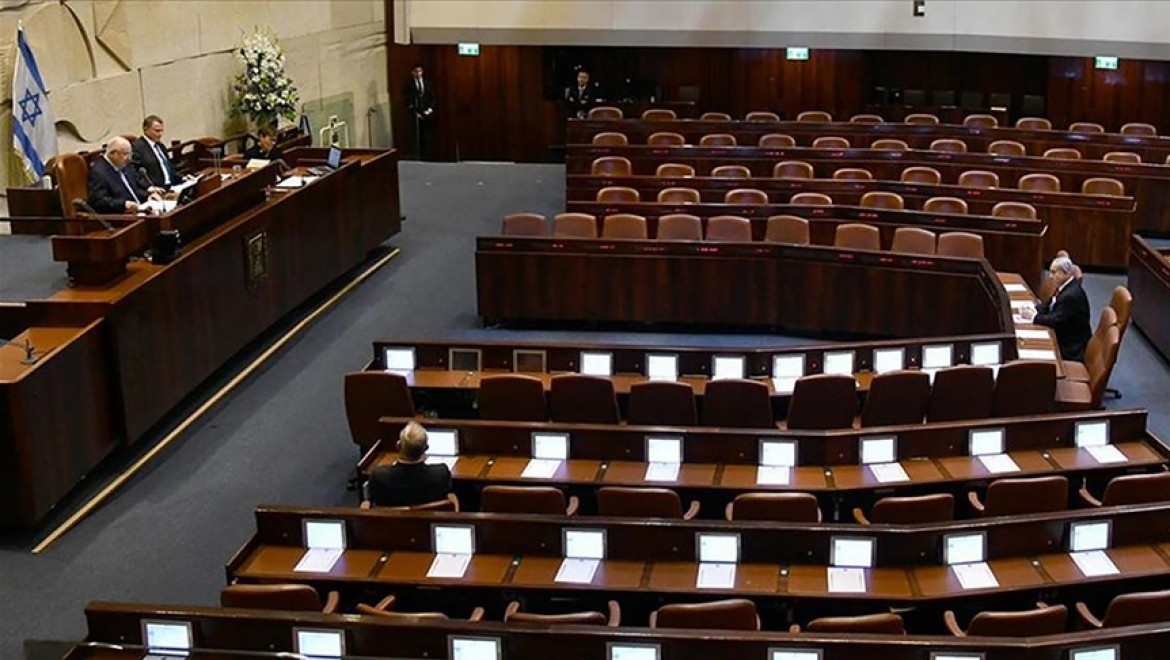 İsrail Meclisinde erken seçim kararı için ilk oylama yarın yapılacak