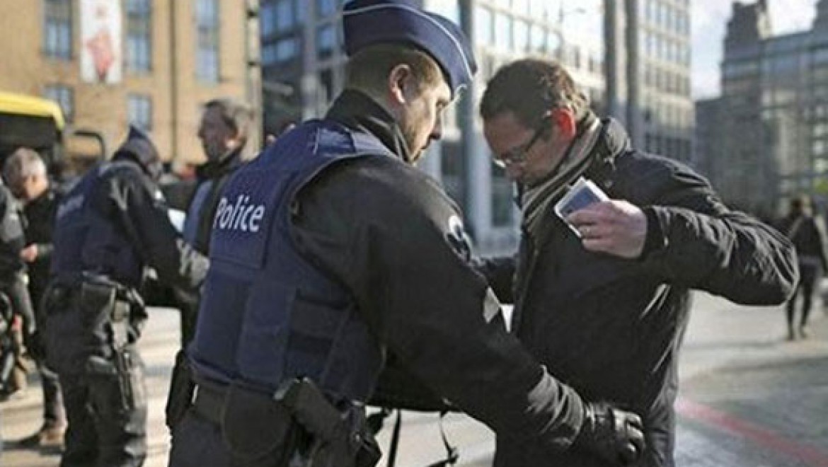 Brüksel'e gidecek Türk vatandaşlarına uyarı