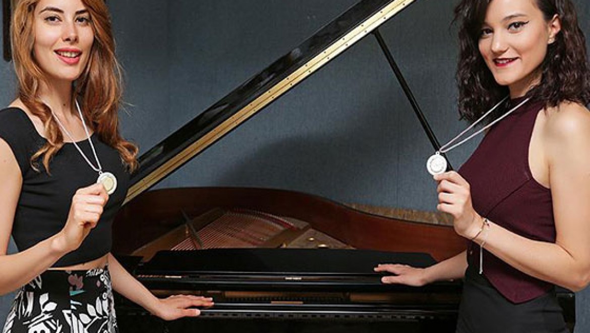 Genç piyanistlerden uluslararası başarı