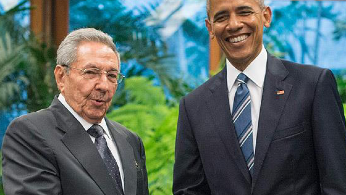 Obama ile Castro'dan 'İlişkiler normalleşecek' mesajı