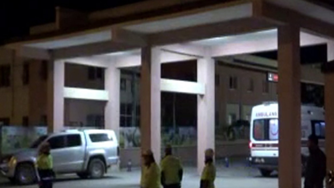 Azez’de Yaralanan 5 Polis İle 2 ÖSO Askeri Kilis’e Getirildi