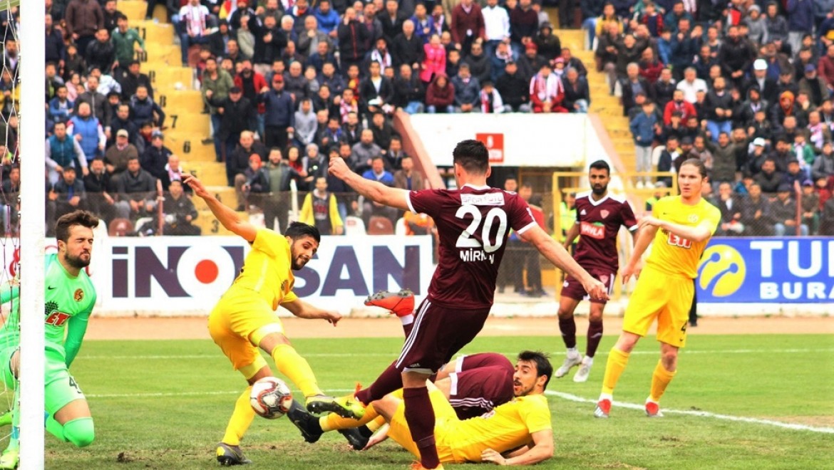 Eskişehirspor 22 Maç Sonra Kalesini Gole Kapattı