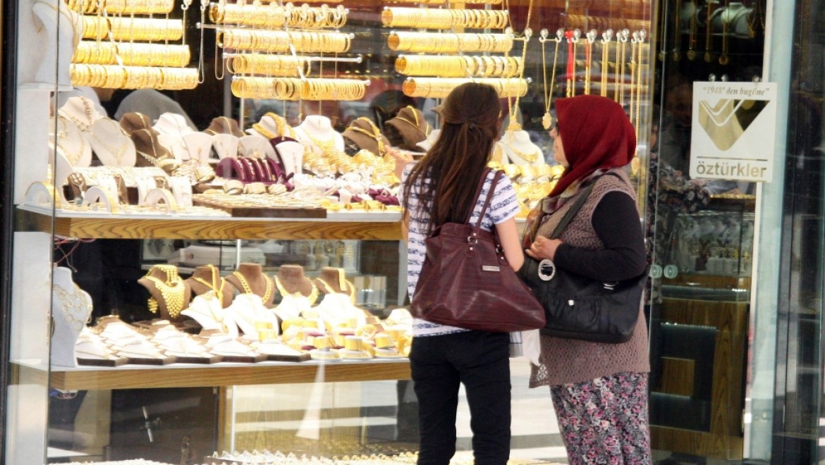 Antalya'da 3 bin kuyumcu turistleri bekliyor