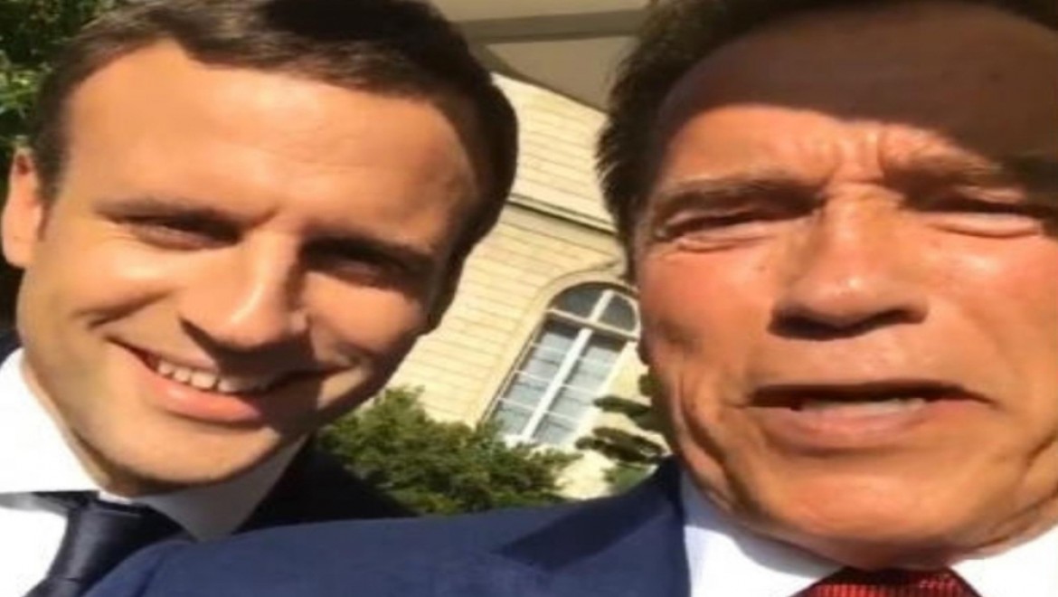 Arnold Schwarzenegger Elysee Sarayı'nda