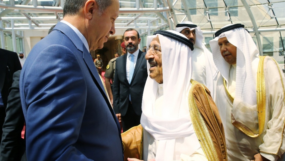 Cumhurbaşkanı Erdoğan Katar'a uğurlandı