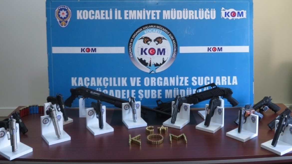 Kocaeli'de Silah Kaçakçılığı Operasyonu