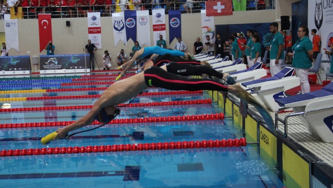 Paletli Yüzme Şampiyonası’nda 16 Türkiye Rekoru Kırıldı